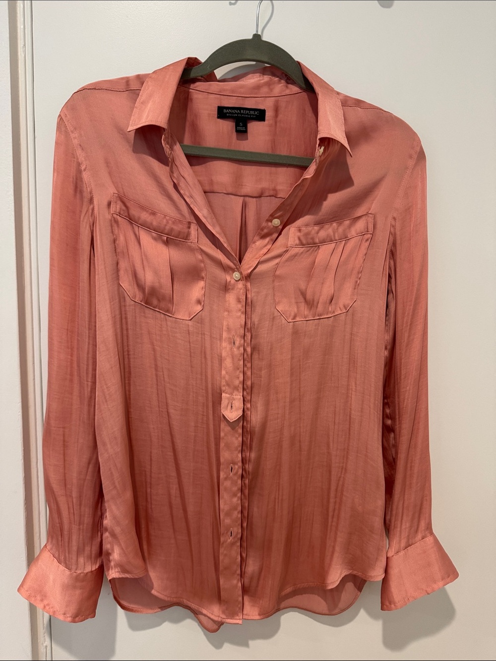 Banana Republic Coral Satin Button-Up Blouse
